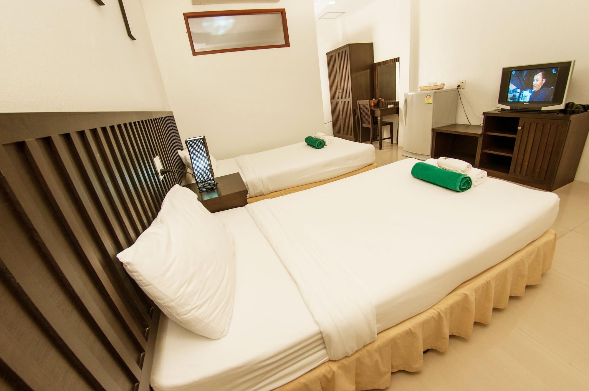 The Green Beach Resort Sam Roi Yot Extérieur photo